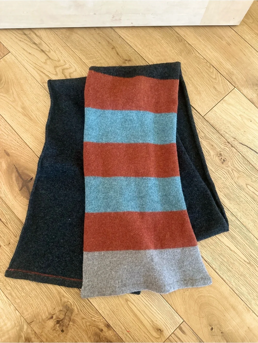 Julie Asquith unisex lambswool Chaffinch scarf